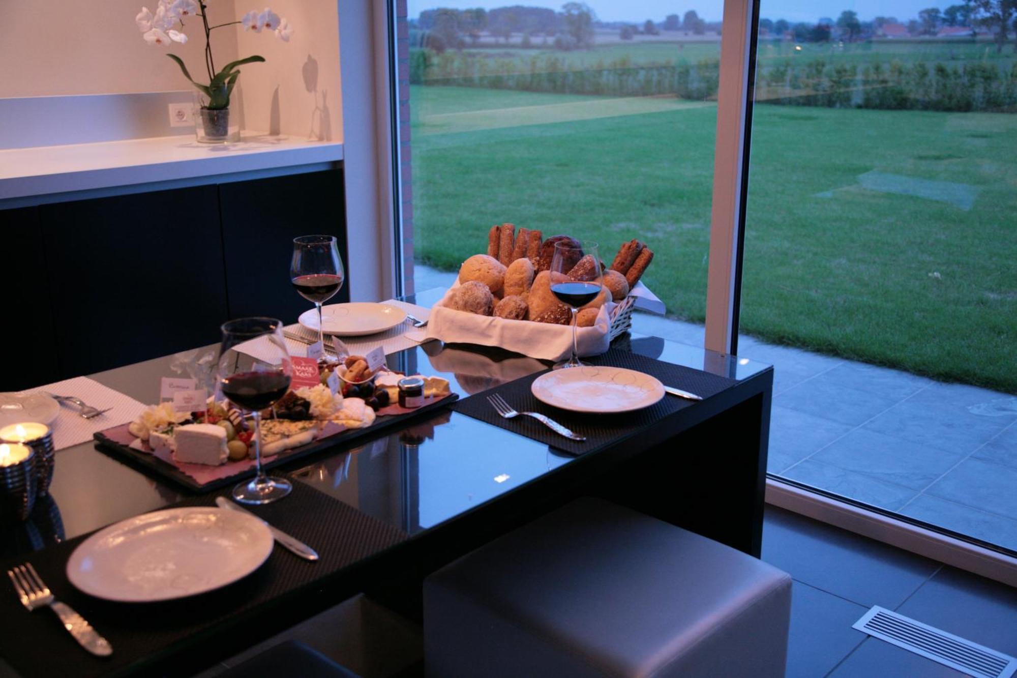 B&B Kanegem Onverbloemd Tielt Buitenkant foto