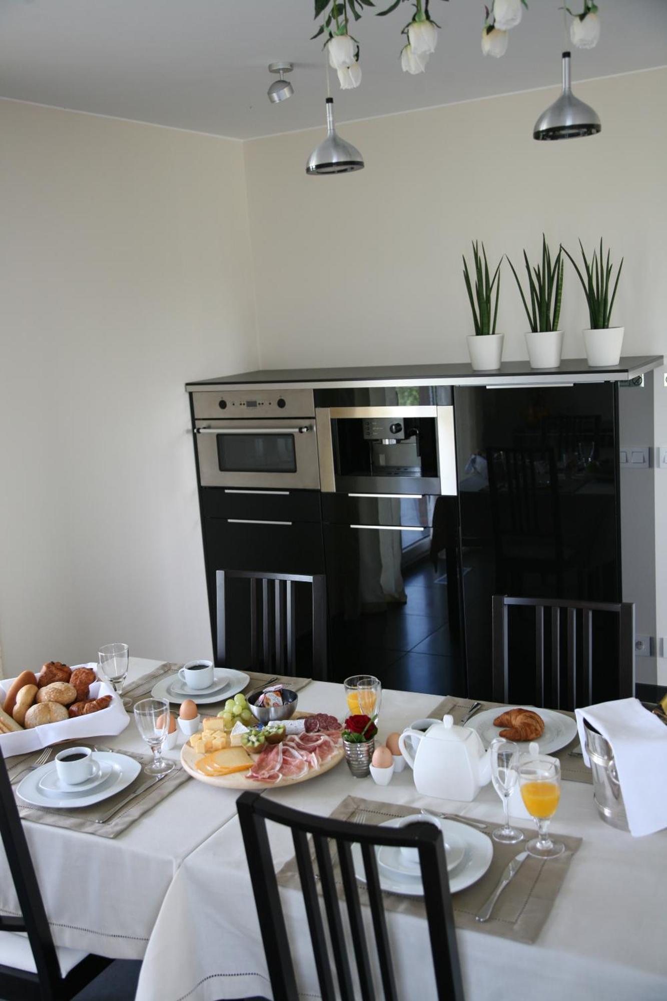 B&B Kanegem Onverbloemd Tielt Buitenkant foto